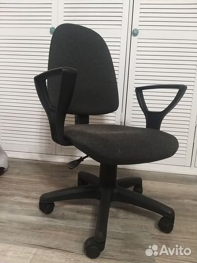 Компьютерное кресло бу