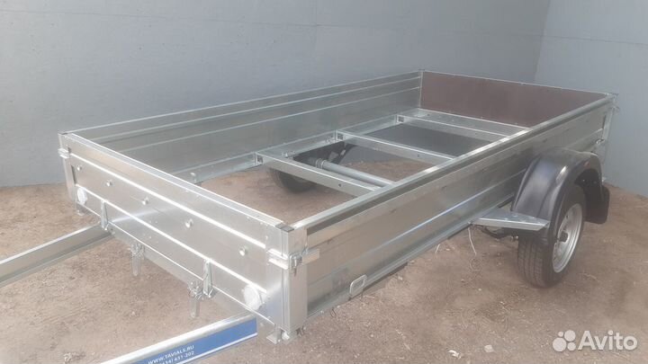 Легковой прицеп для лодки и грузов