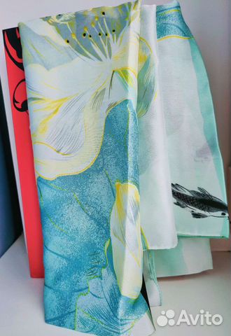 Палантин шелковый новый
