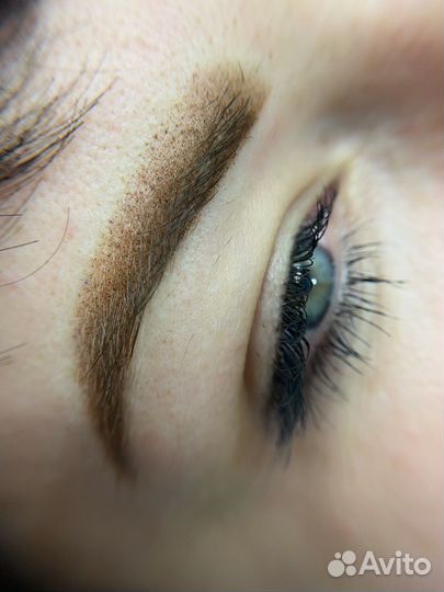 Мастер перманентного макияжа