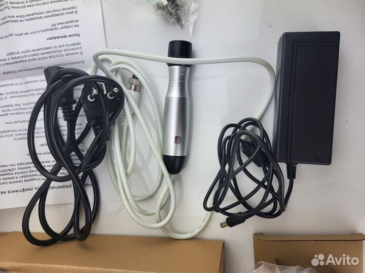 Массажер аппарат для RF лифтинга mini RF