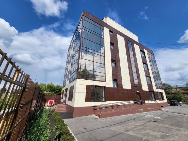 Свободного назначения, 1373 м²