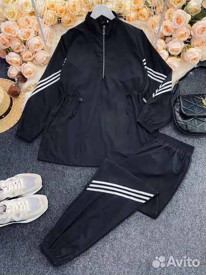 Спортивный костюм