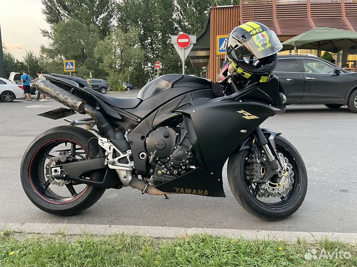 Yamaha yzf r1