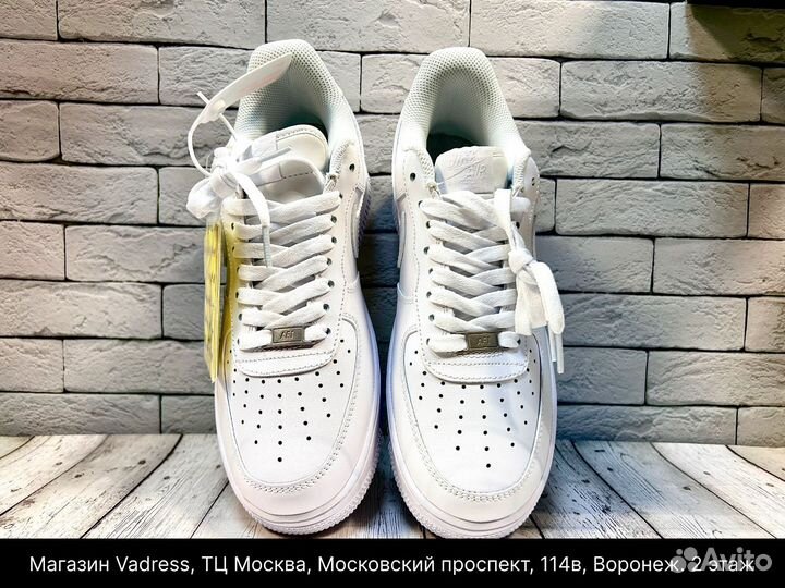 Кроссовки nike air force 1 белые