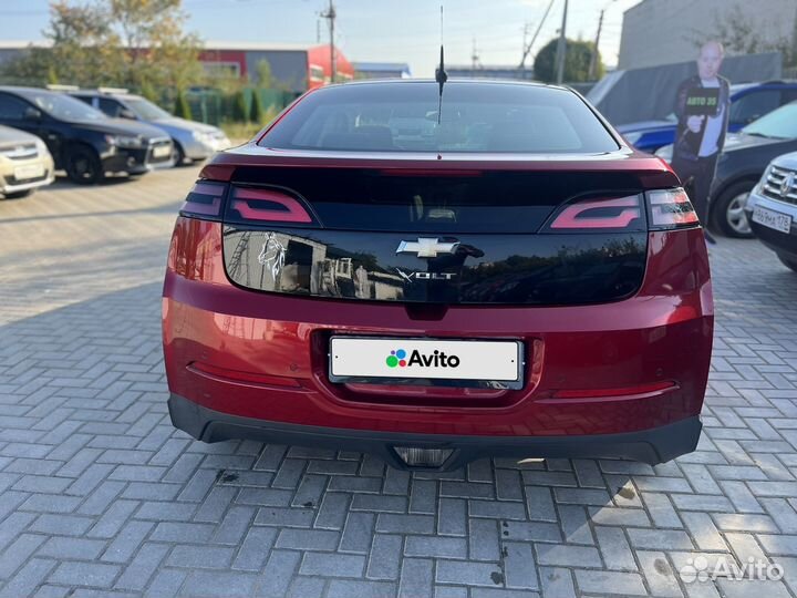 Chevrolet Volt, 2011