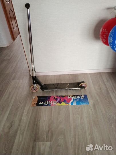 Трюкавой самокат