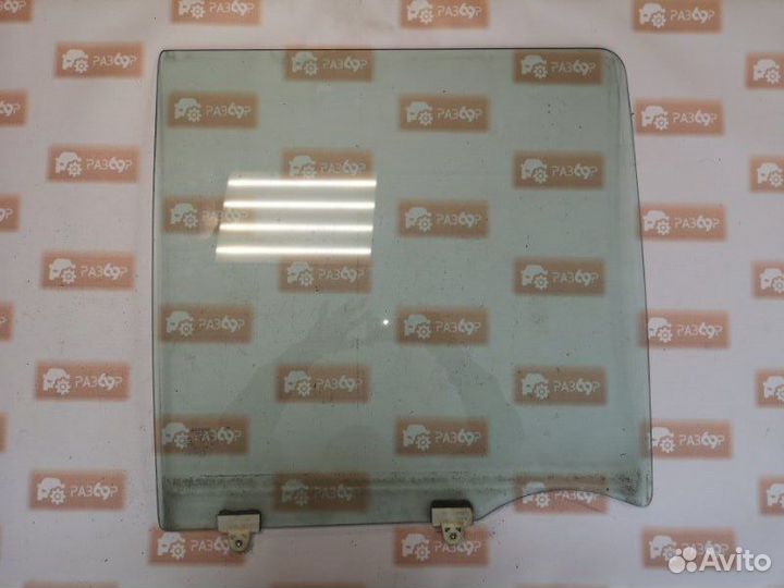 Стекло двери заднее правое Nissan Patrol Y61