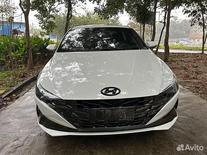 Hyundai Elantra 1.5 CVT, 2021, 26 215 км