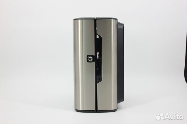 Диспенсер сенсорный металлический Tork H1