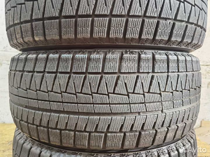 Bridgestone Blizzak Revo GZ 225/50 R17 97V