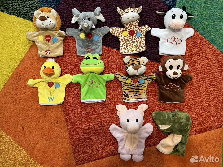 Кукольный театр (ширма и 23 куклы)