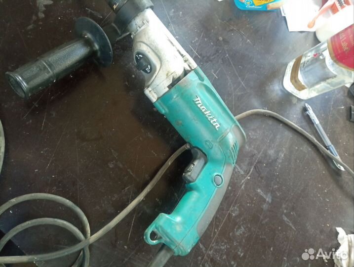 Дрель makita hp 2050