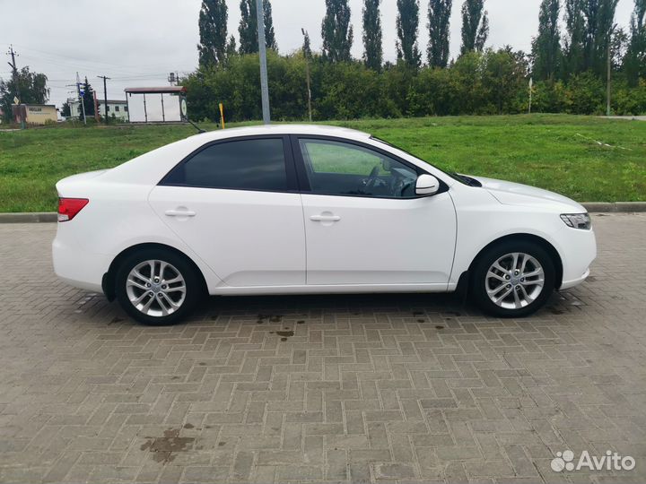 Kia Cerato, 2011