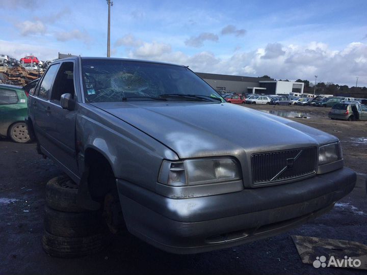 Полуось передняя правая Volvo 850 рест. 1995