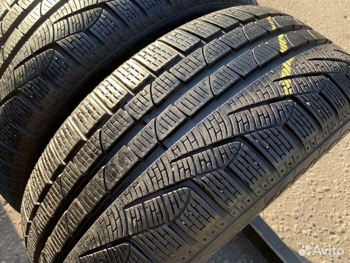 Pirelli Winter Sottozero 240 Serie II 225/45 R18 95V