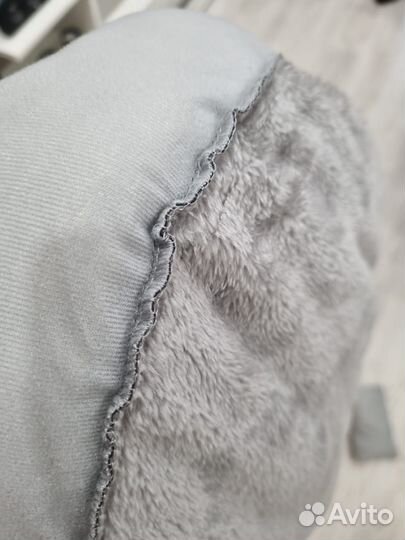 Лежанка для собак и кошек мелких и средних пород