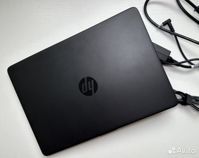 Ноутбук HP laptop 14s-fg0092ur