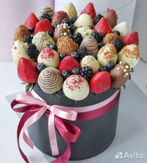 Клубника в шоколаде съедобные букеты
