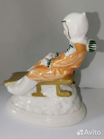 Винтаж, фарфоровая статуэтка 