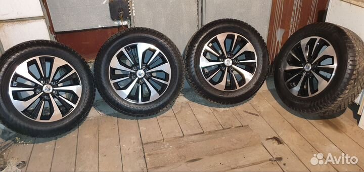 R17 Nokian Tyres Hakkapeliitta 10p SUV 225/60, PCD 5x114.3 DIA 67.1