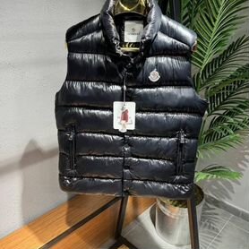 Жилетка Moncler матовая