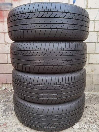 Bridgestone Dueler H/L 235/55 R20