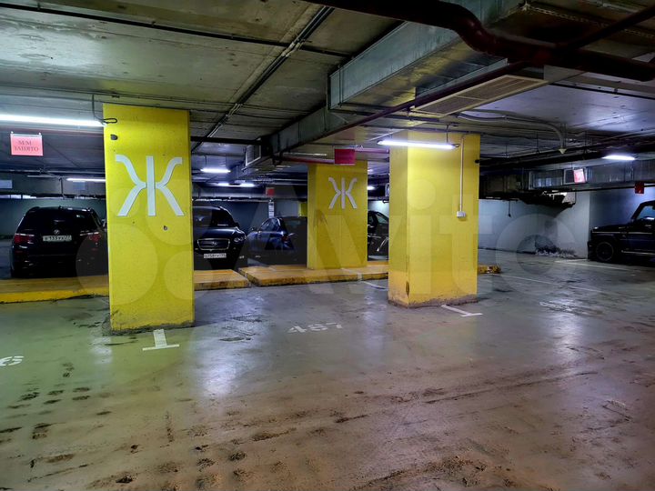 Машиноместо, 25 м²