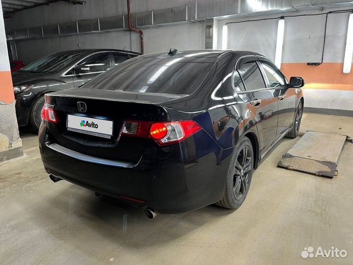 Honda Accord 2.4 AT, 2008, 196 985 км