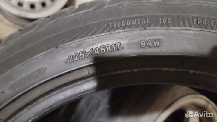 Goodyear Eagle Sport 225/45 R17 94W