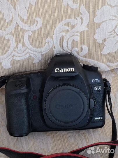Canon 5D mark ii (sn000) запчасти или ремонт