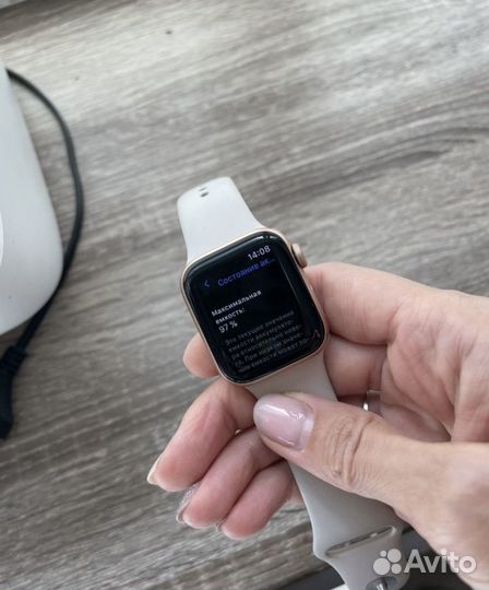 Смарт часы apple watch se