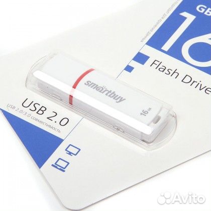 Карта памяти USB 16 GB Smart Buy White