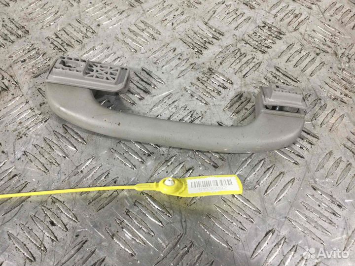 Ручка внутренняя потолочная BMW 5-Series 7033662 M