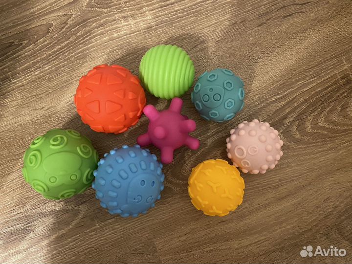 Развивающие игрушки для малышей