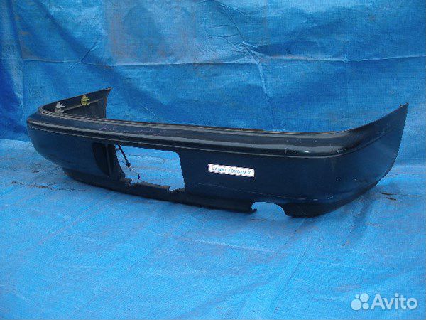 Бампер Toyota karina