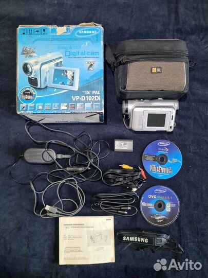 Цифровая видеокамера samsung