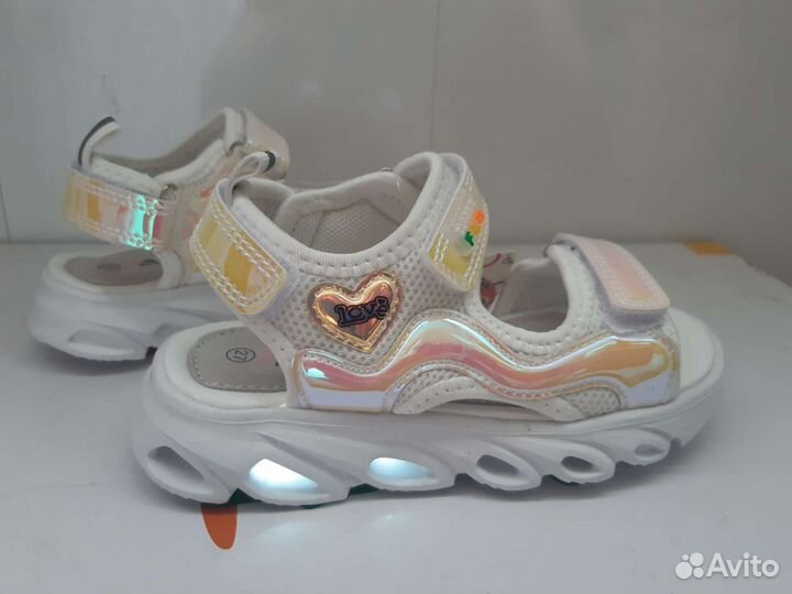 Сандали босоножки светящиеся