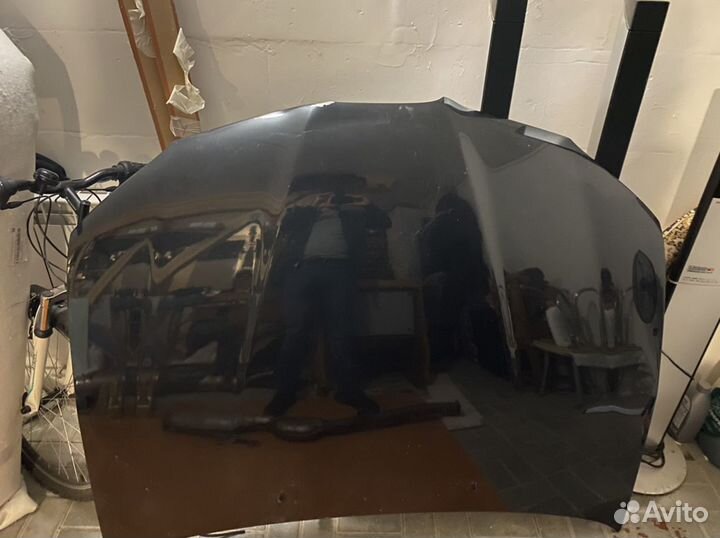 Продам капот на subaru impreza