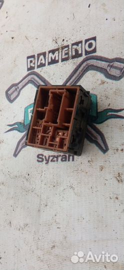 Блок управления зеркалами Nissan Murano Z50