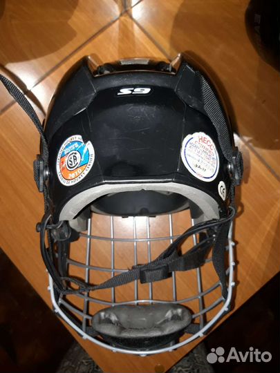 Хоккейный шлем детский размер s