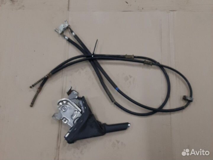 Трос ручника Opel Astra H 2004-2015