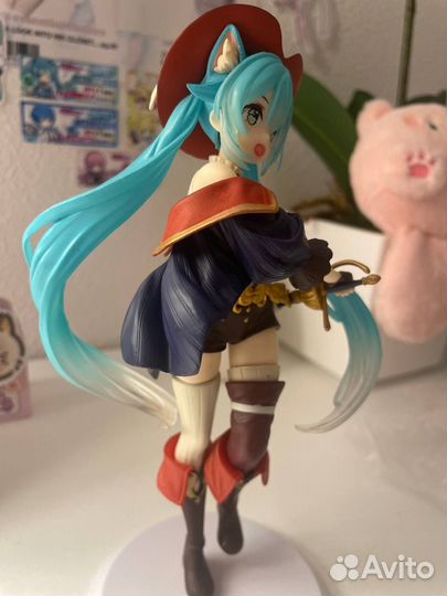 Аниме фигурка Miku Hatsune
