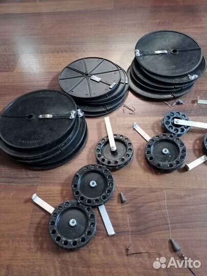 Жерлицы в комплекте с грузилом и крючком