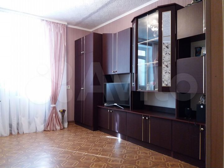 2-к. квартира, 50 м², 8/9 эт.