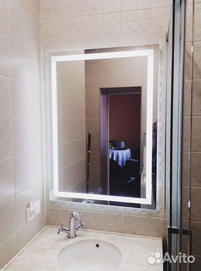 Зеркало с подсветкой в полный рост