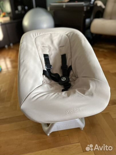 Кресло качалка детское Cybex Lemo