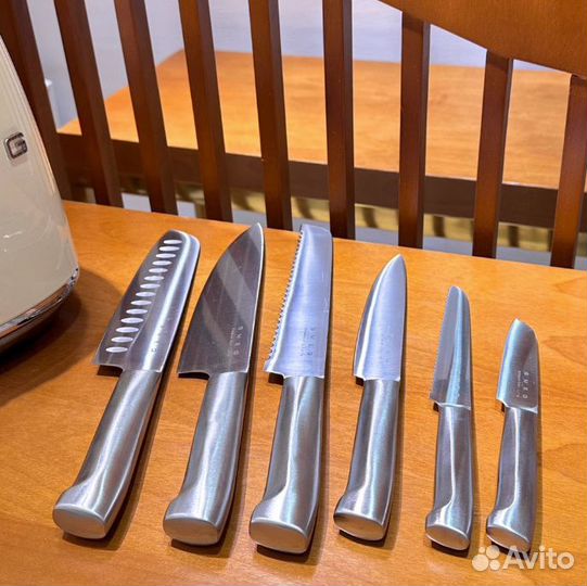 Набор кухонных ножей smeg