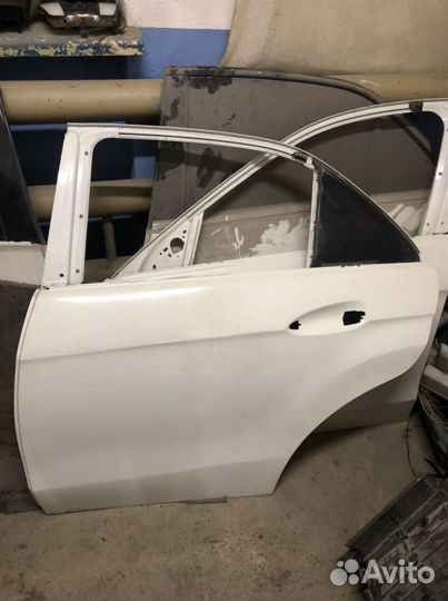 Мерседес w212 дверь задняя левая
