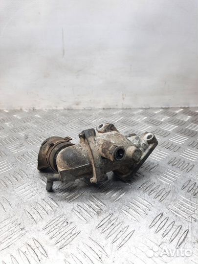 Корпус термостата Opel Astra G хэтчбэк 5 дв. 1.6